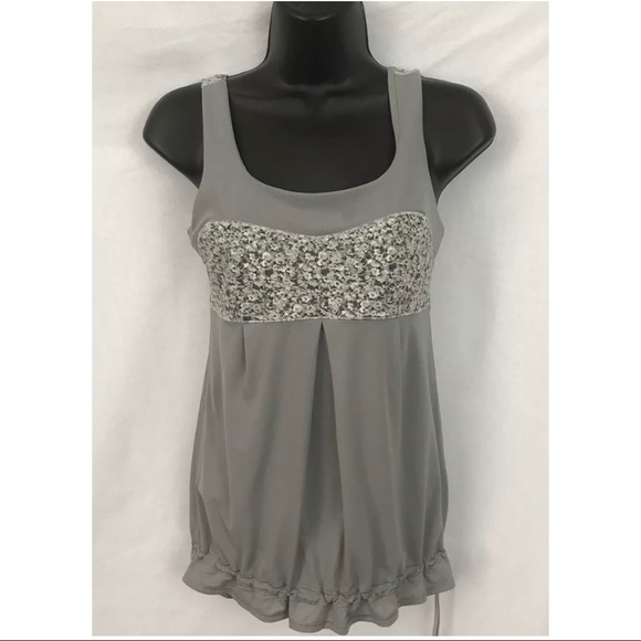 lululemon athletica Tops - Lululemon Gray Tank Top Flowers Drawstring